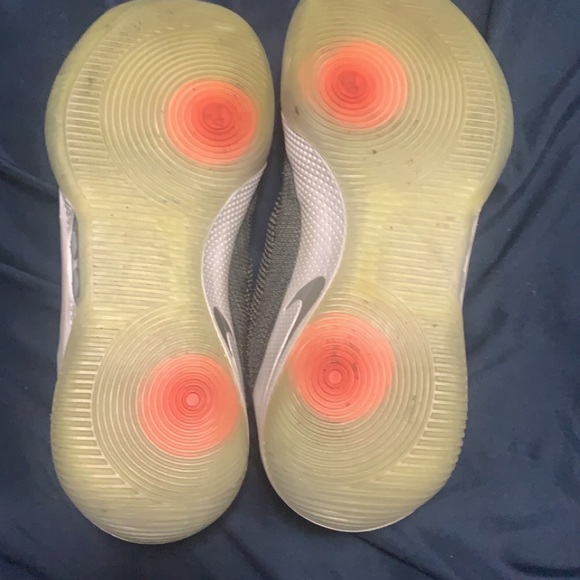 Nike adapt bb size 10.5 8/10 condition - Picture 5 of 5